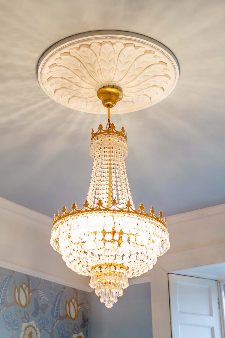 Georgian House image ceiling light following restoration